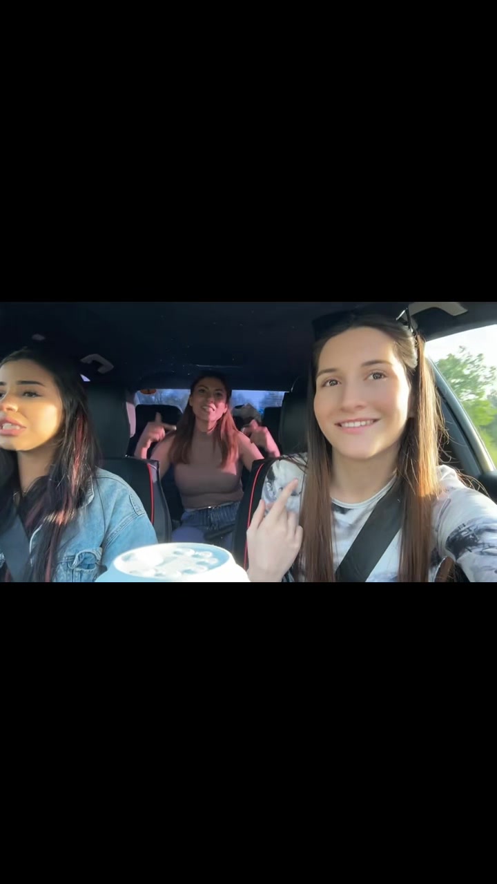 @Denisa🍫❤️