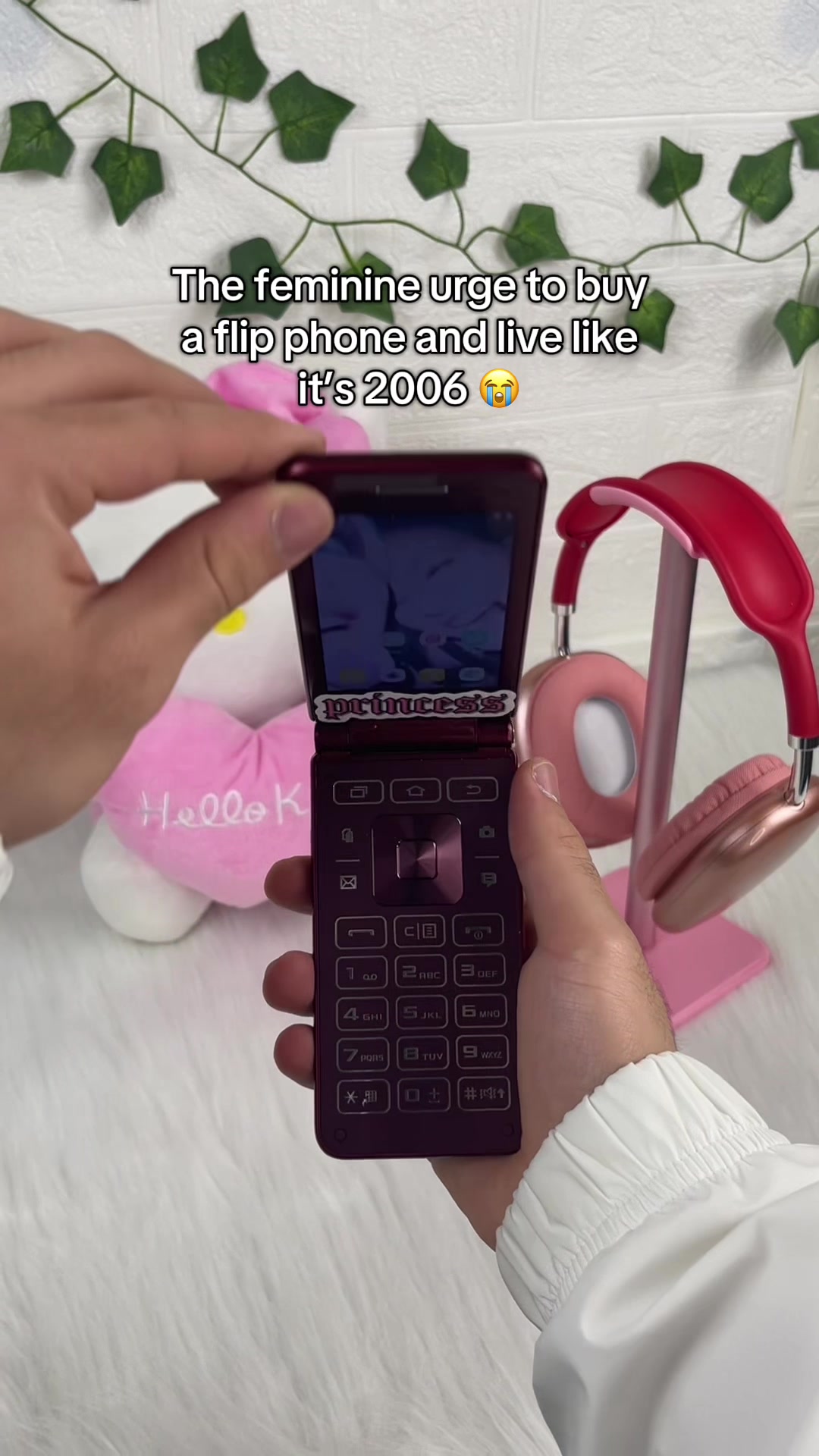 @NEON FLIP PHONES 📱