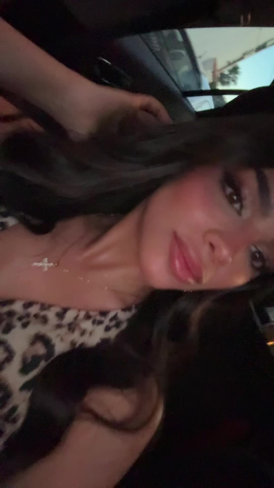 @Victoriassg_