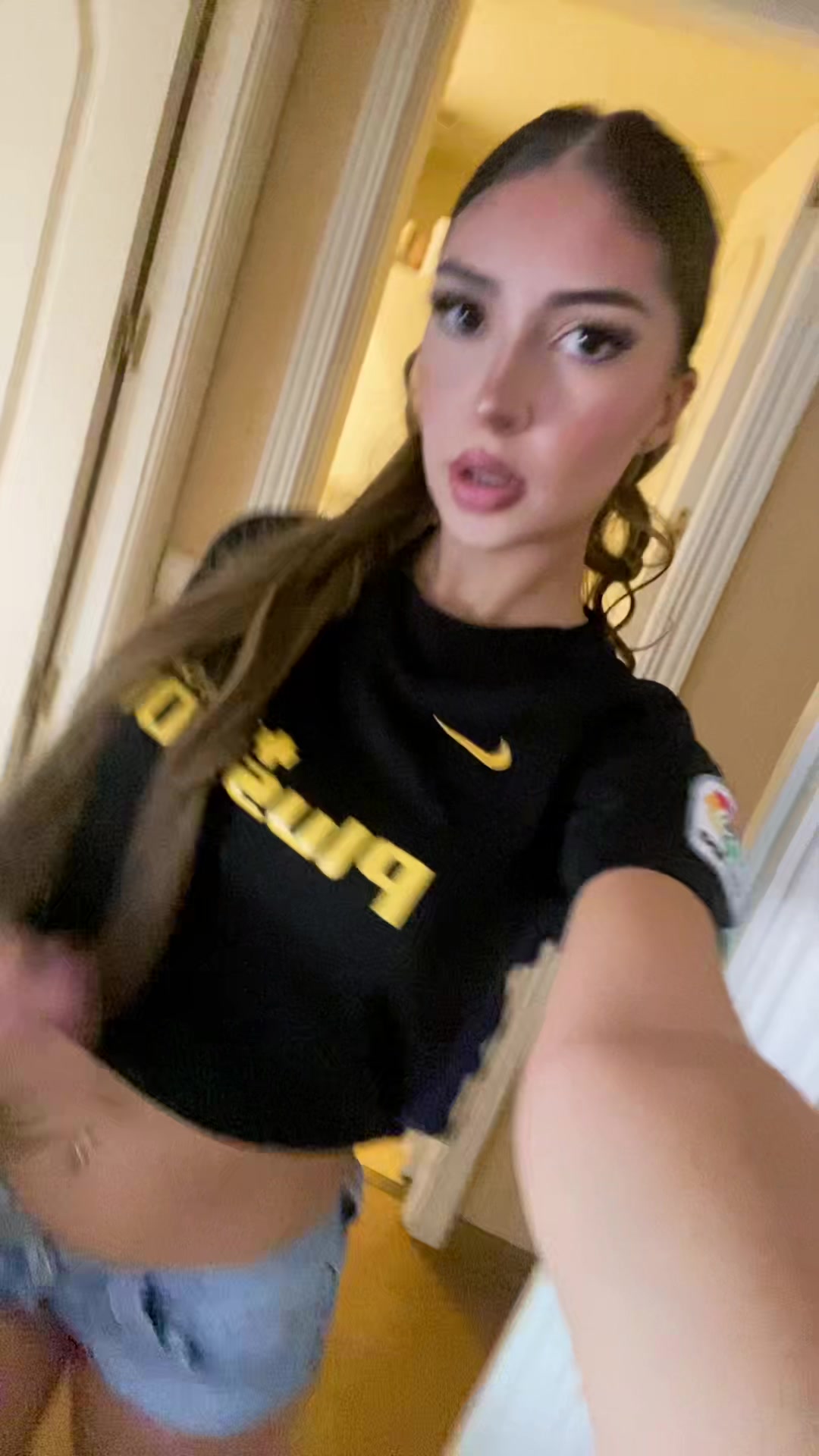 @claudis 💋ᥫ᭡.