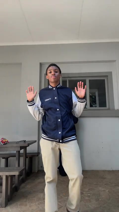 @Synn*
