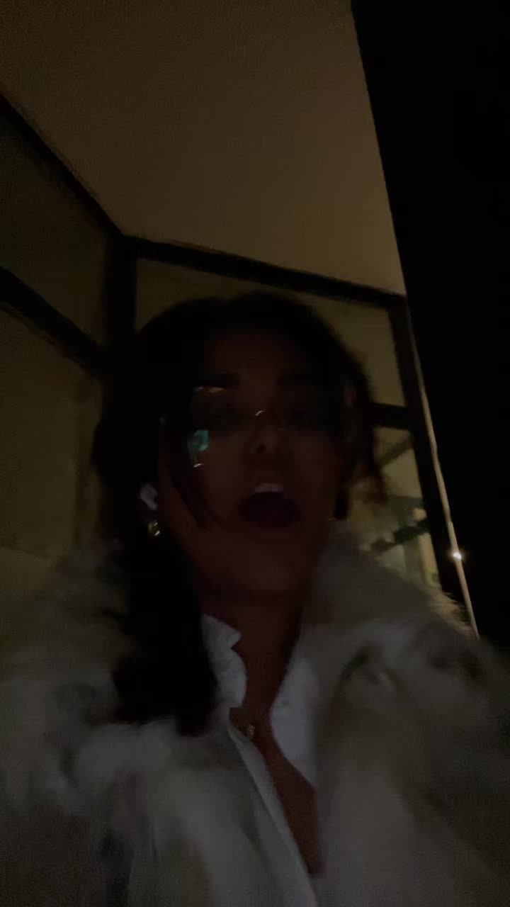 @Roxana