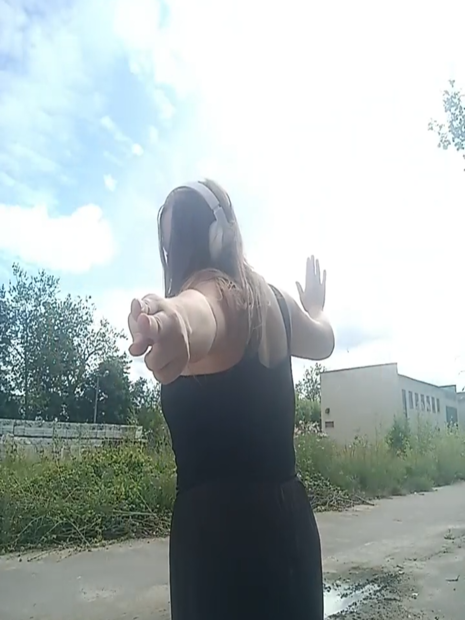 @_Nestezys_