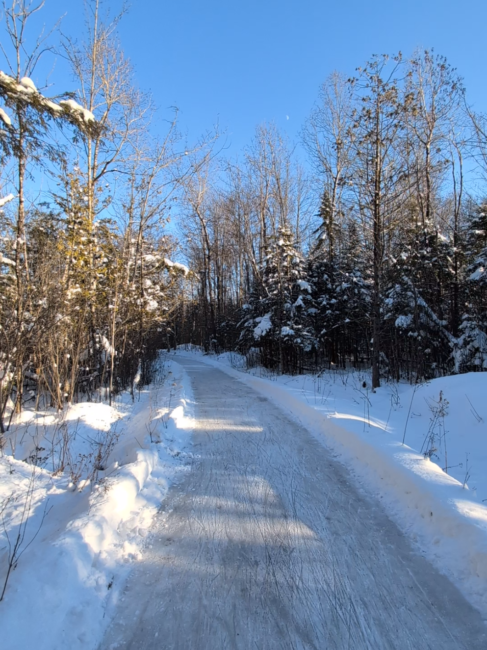 @Les sentiers d'à Côté ⛸️🌲