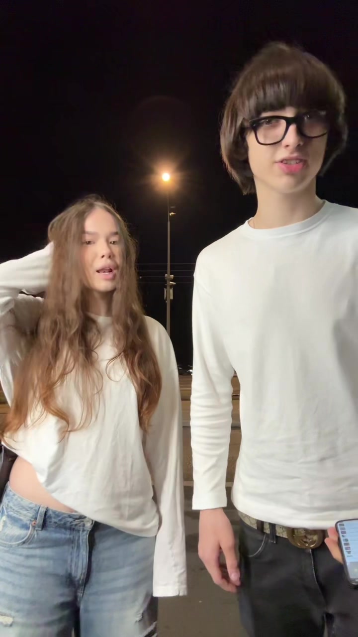 @настя фавкес