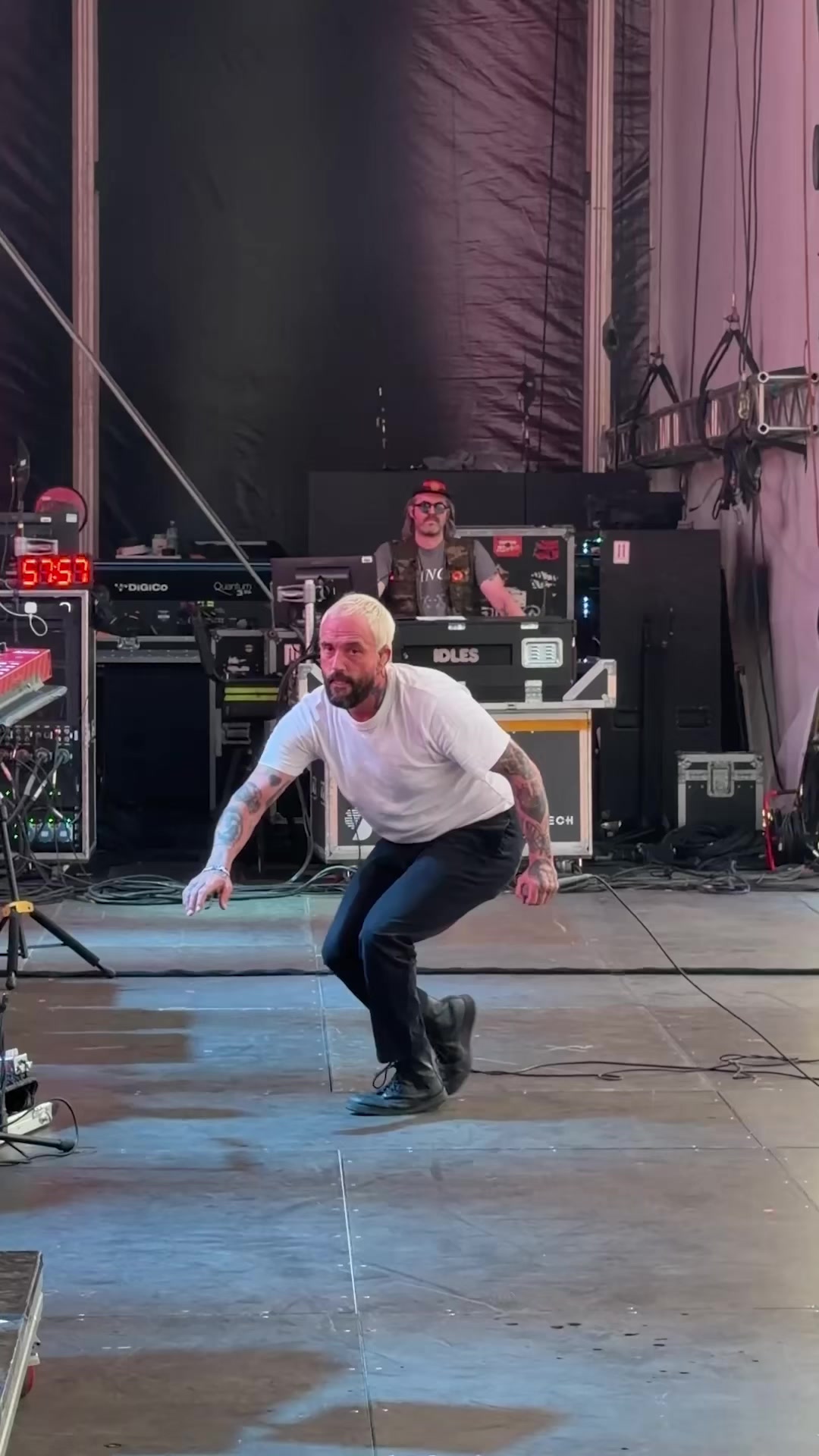 @IDLES