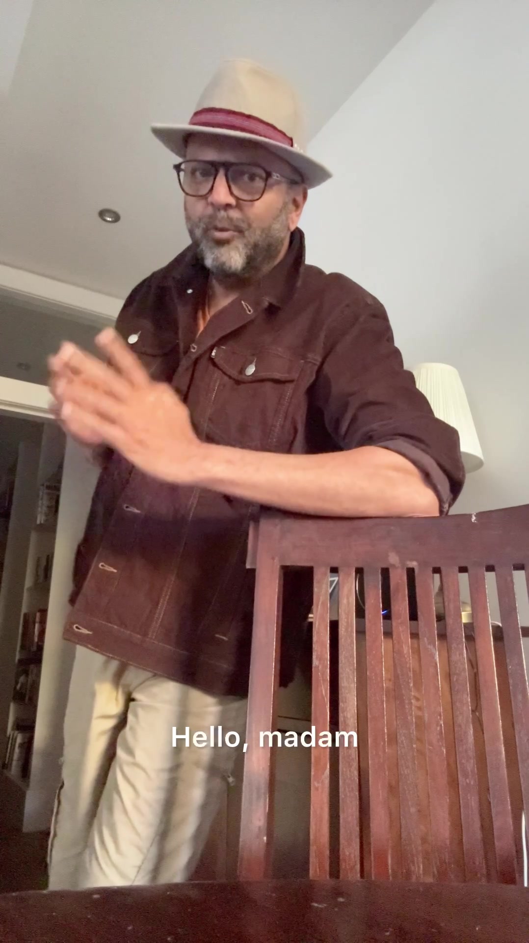 @thetravelingprofessor