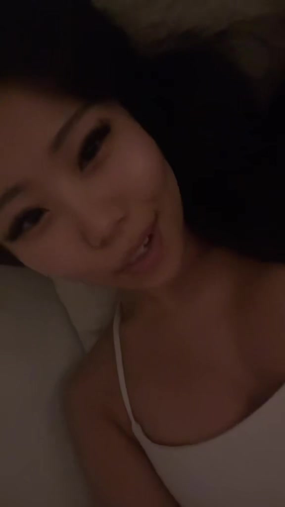 @Mia09