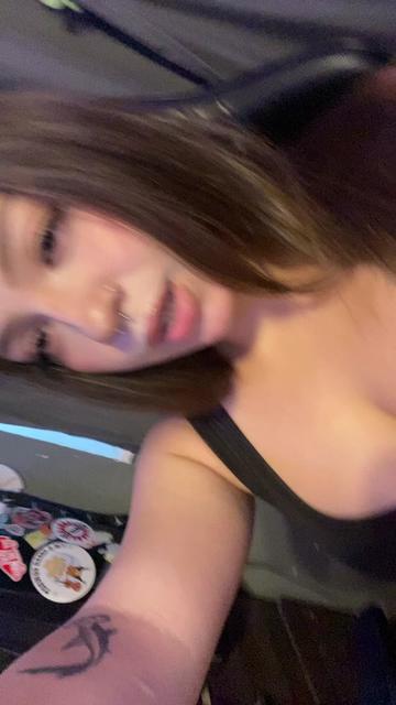 @user27883945301