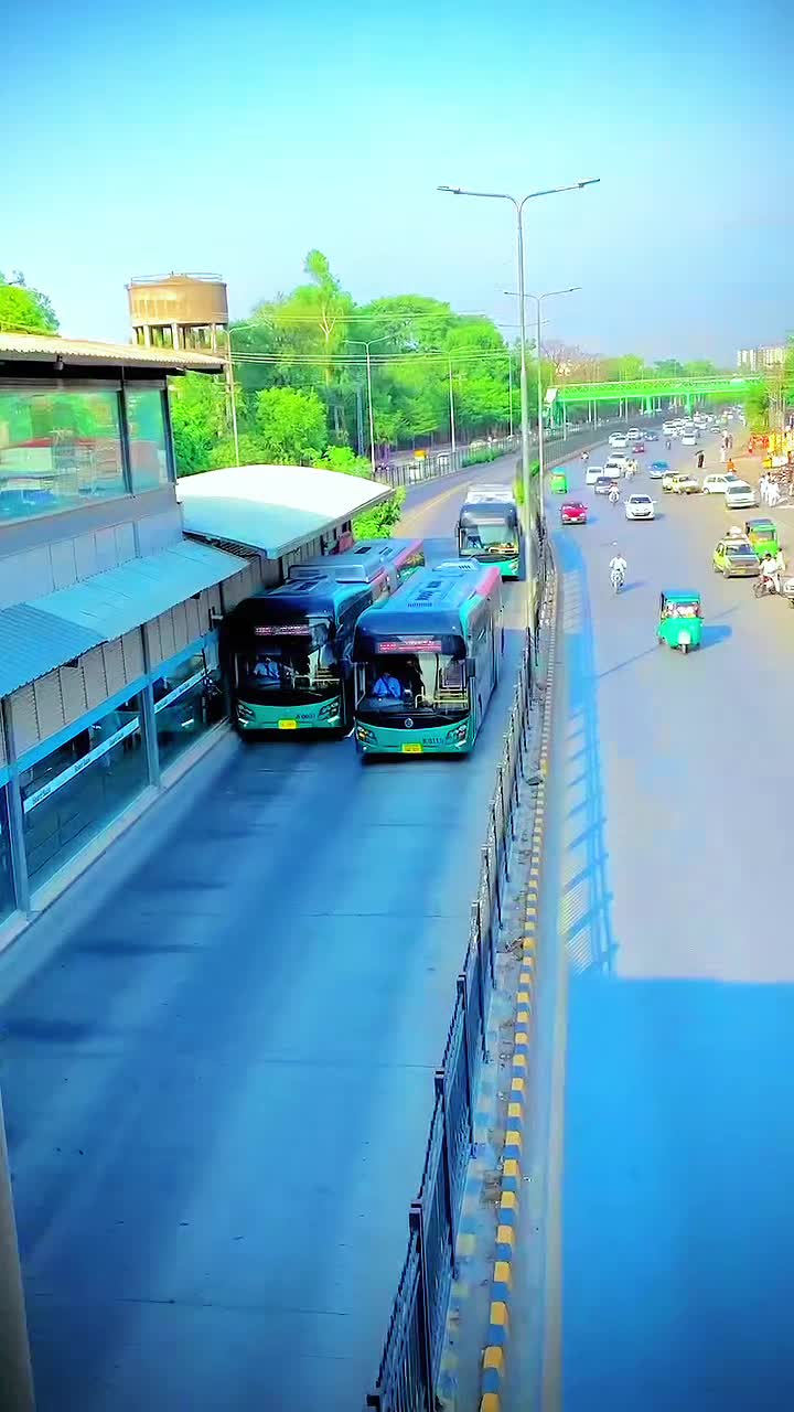 @𝑳𝒂𝒊𝒍𝒂_𝒔𝒘𝒂𝒕𝒊🦅