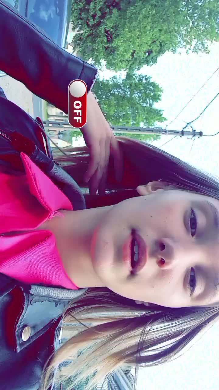 @Helga Csór