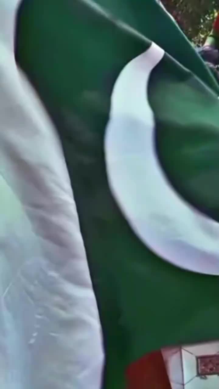 @Queen143