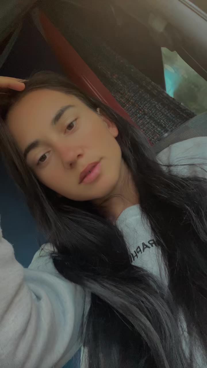 @Iulia👑