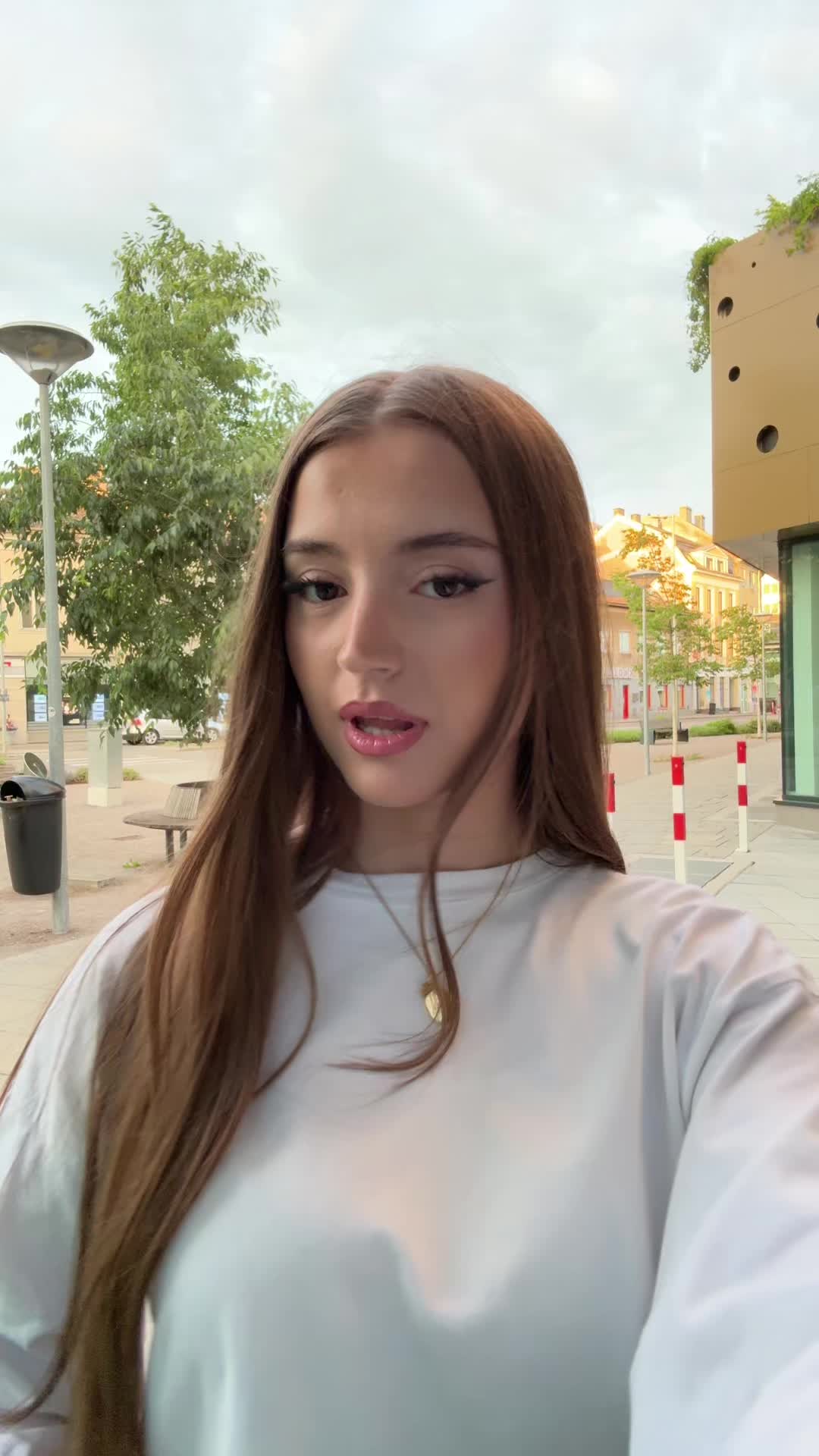 @⠀
