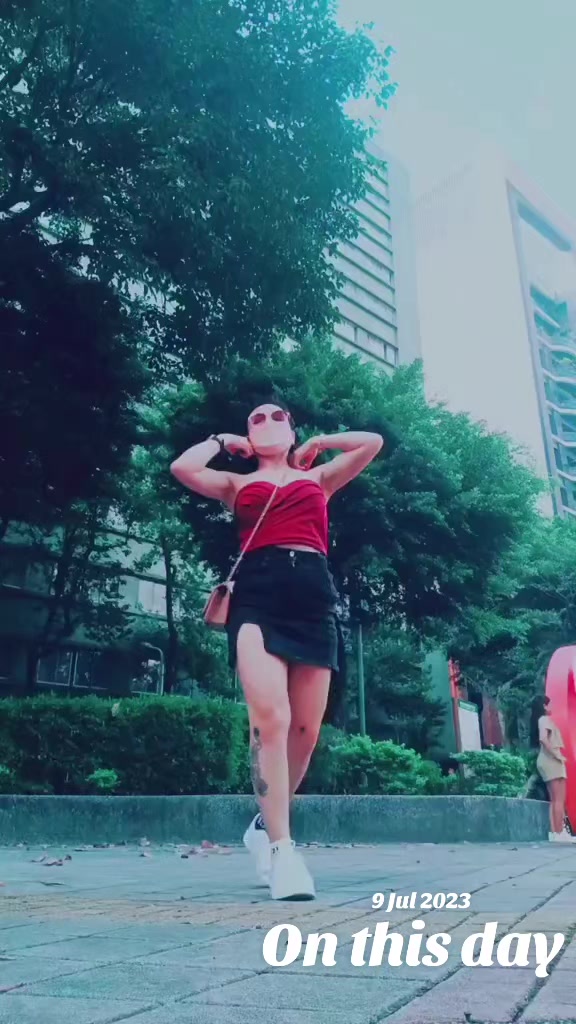 @Con11💛🇹🇼🏳️🌈