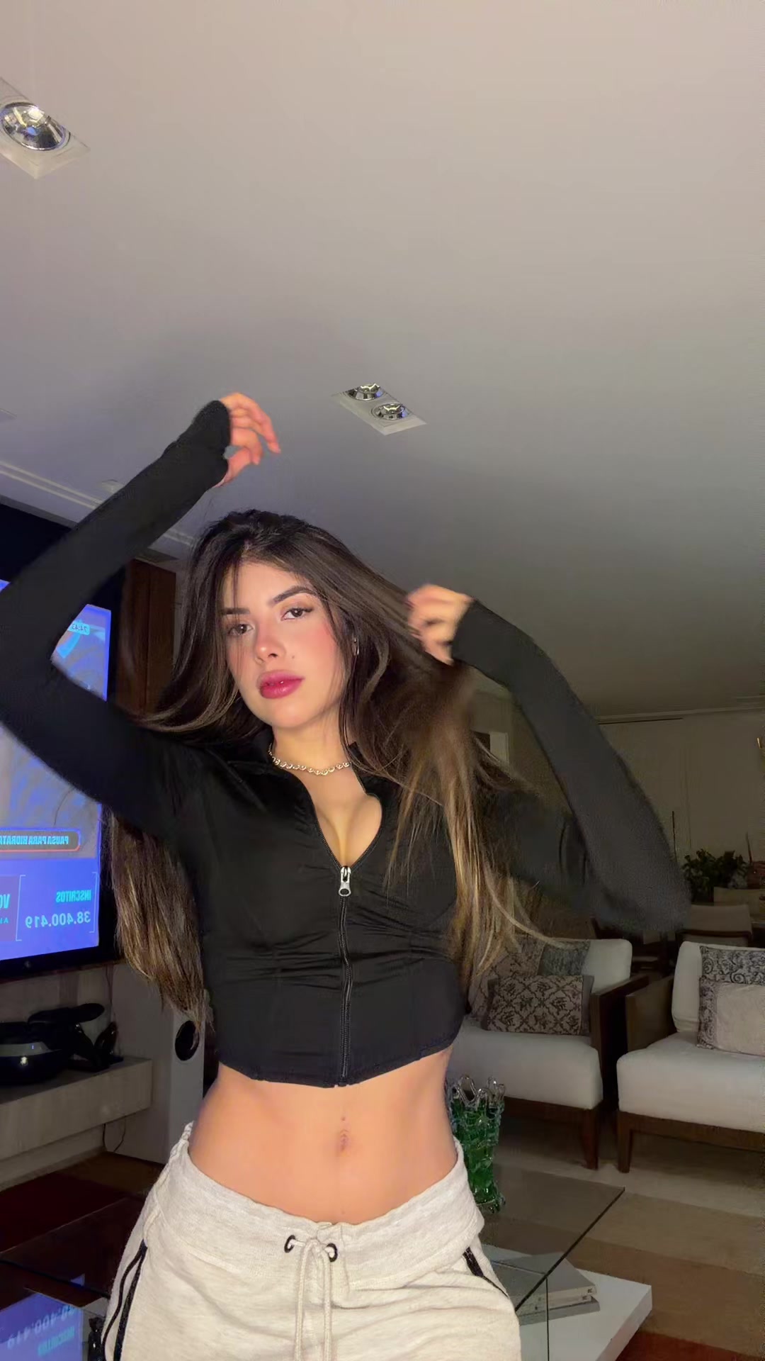 @Lo
