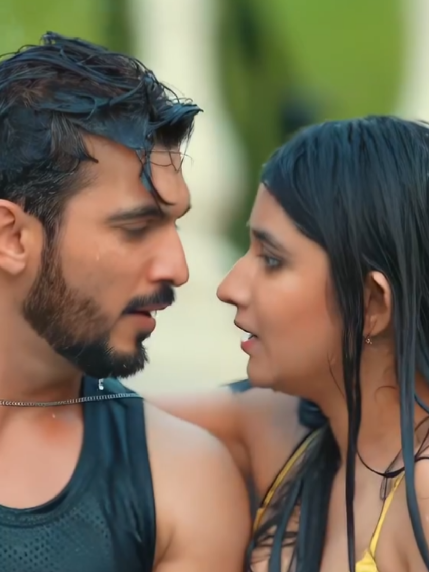 @BOLLYWOOD-GOSSIP