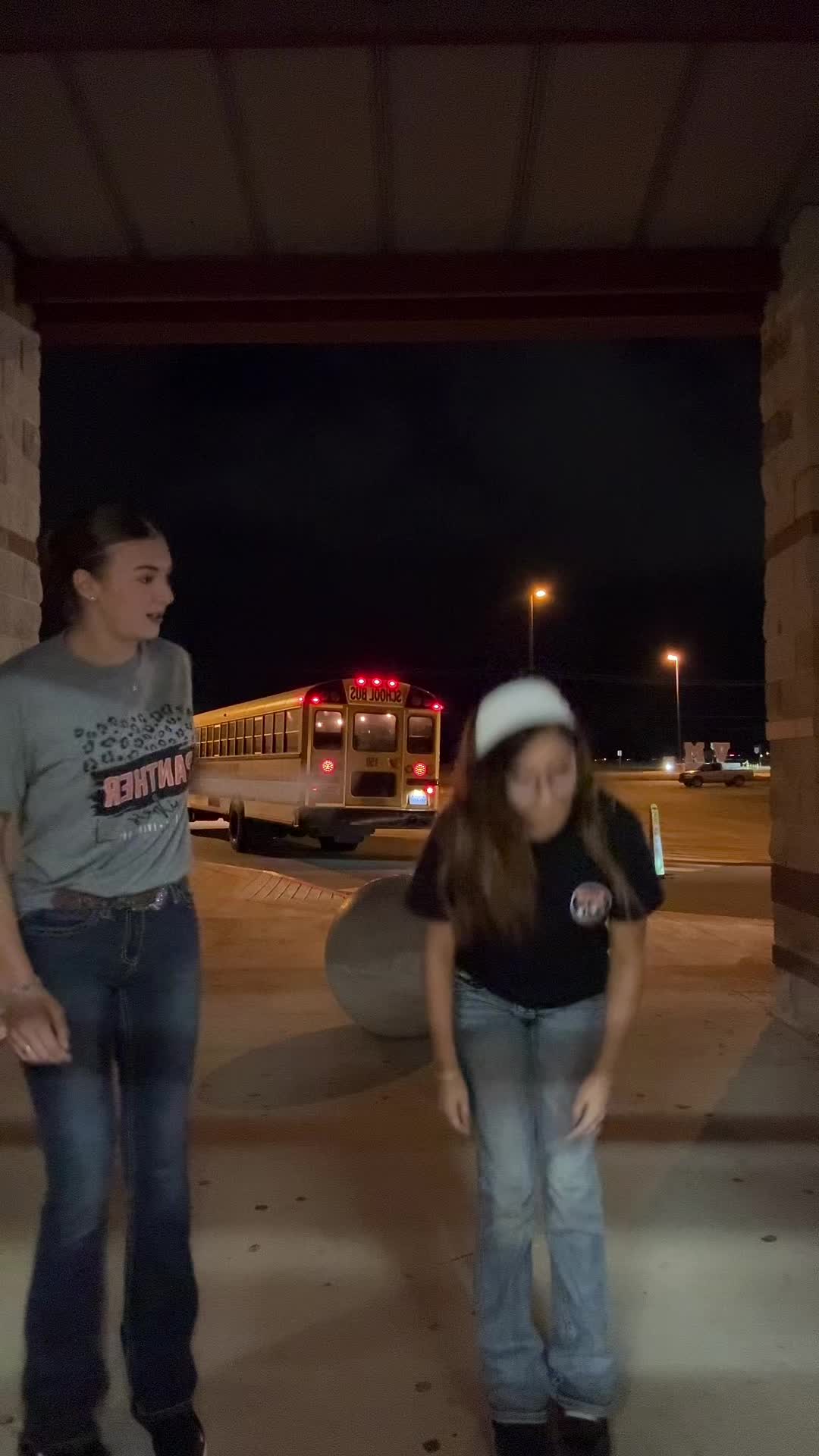 @Theyluvgabba