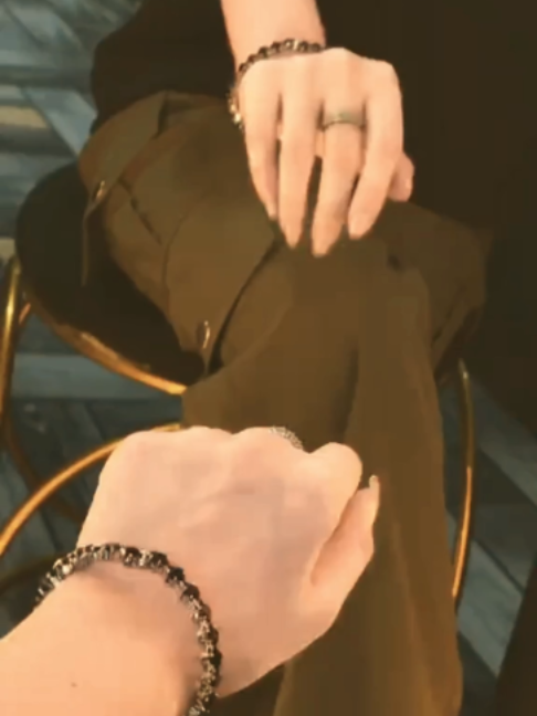 @โ๐ฐ๐๐_๐ด๐๐๐แฅซแญกแึแึ๐ฉ