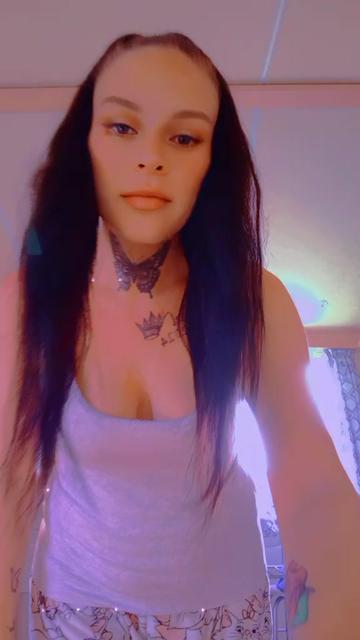 @🔥𝒩𝒾𝓀𝒾𝓉𝒶ℬ𝓊𝓉𝓉ℴ𝓃𝓈🔥