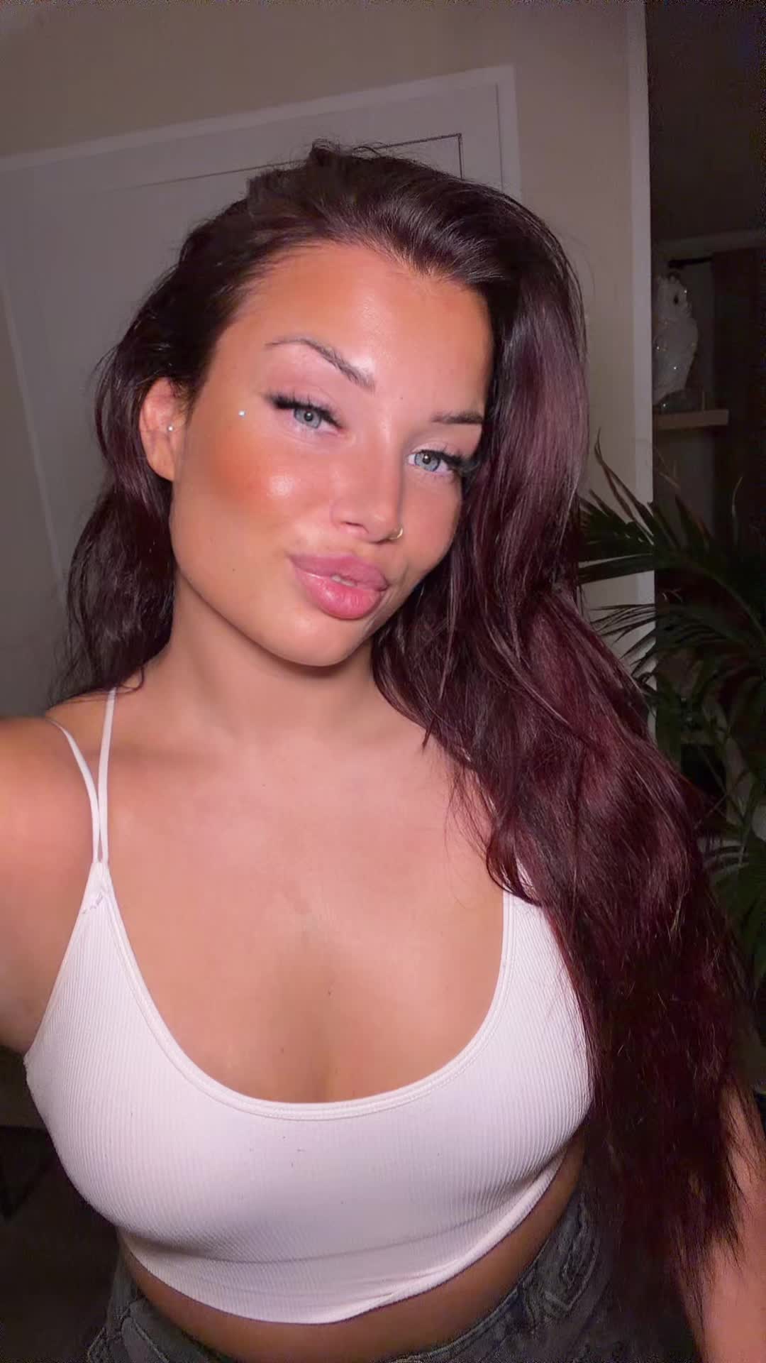 @Saphira 🌹