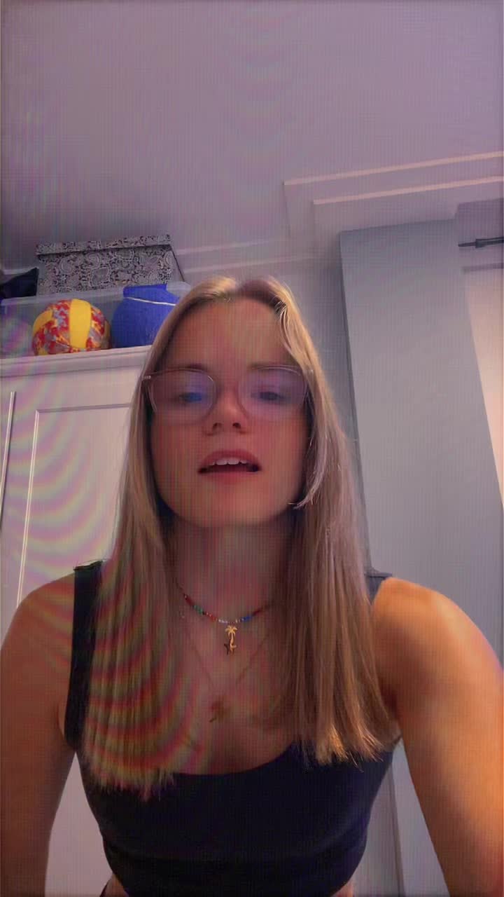 @Yaanaa_09