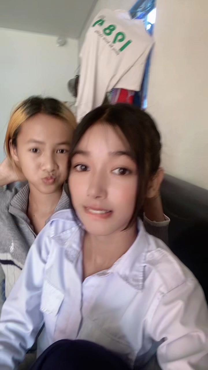 @ព្រះនាងទឹកភ្នែក 😅