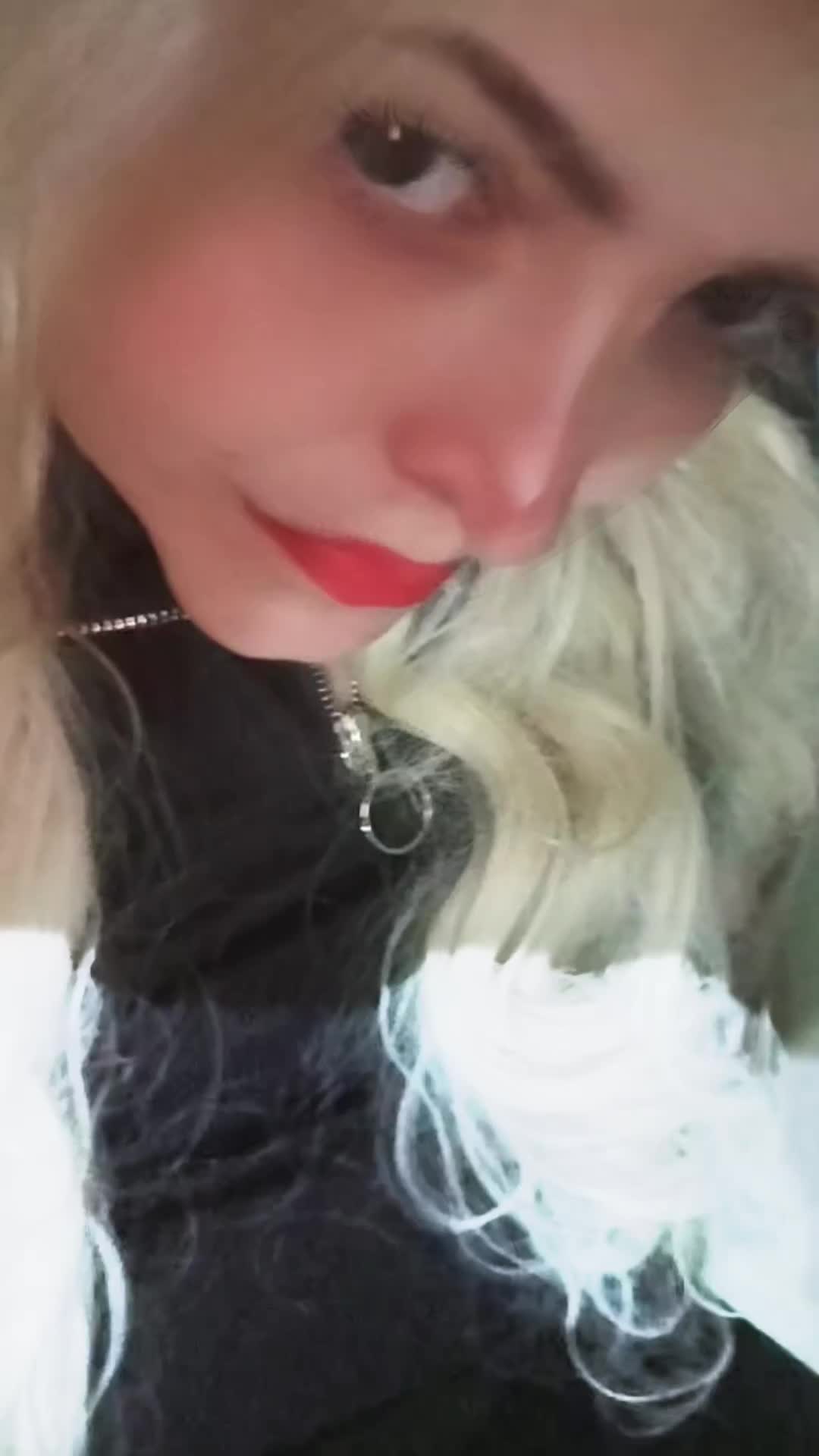 @BarbieMeinberg