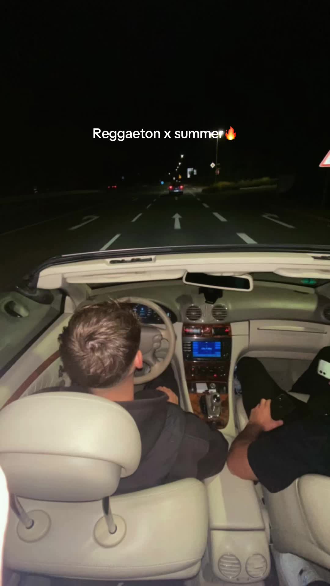 @Chicos de Reggaeton