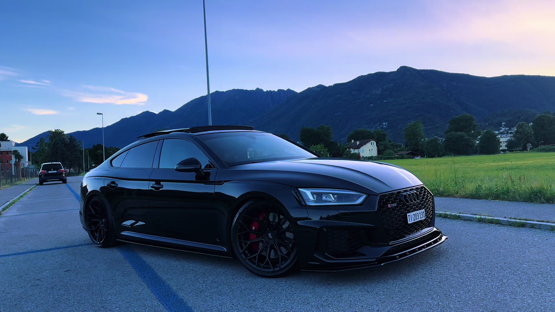 @RS5.BLACK