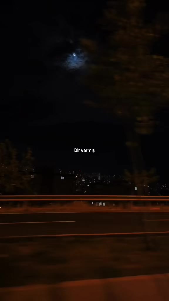 @☾