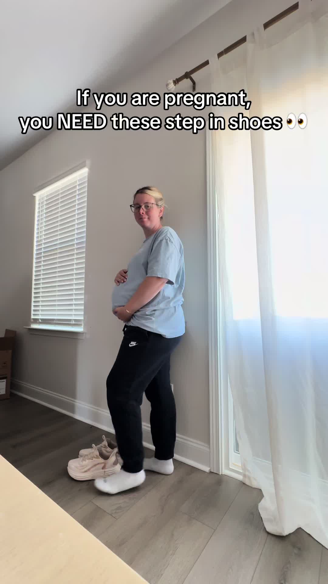 @Song W. | Mom of 5 + preg