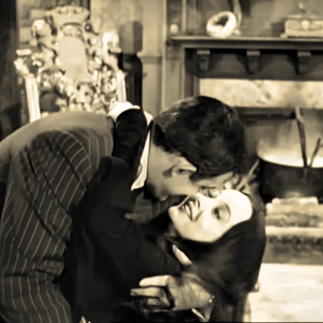 @thecarolynjones