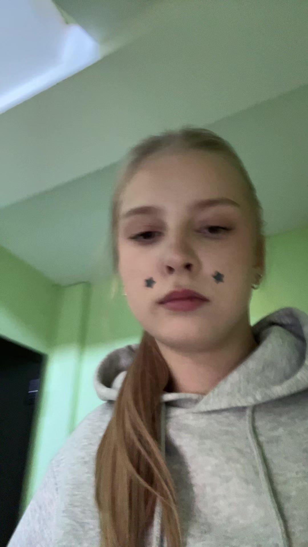 @𝐠𝐨𝐬𝐬𝐢𝐩 𝐠𝐢𝐫𝐥