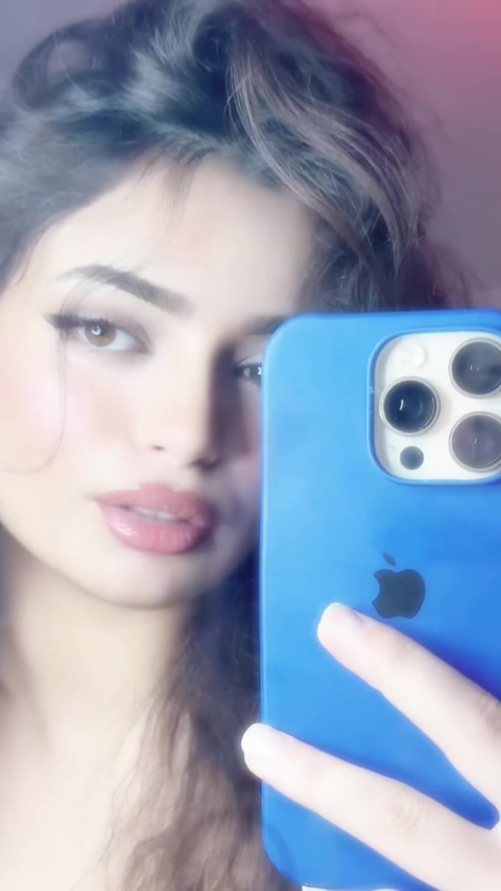@leyla_bamby