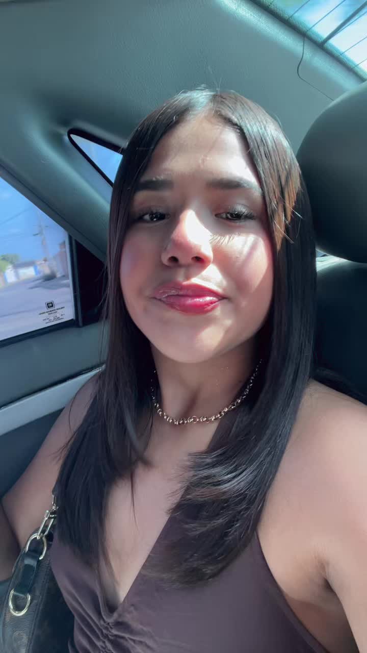 @🧣
