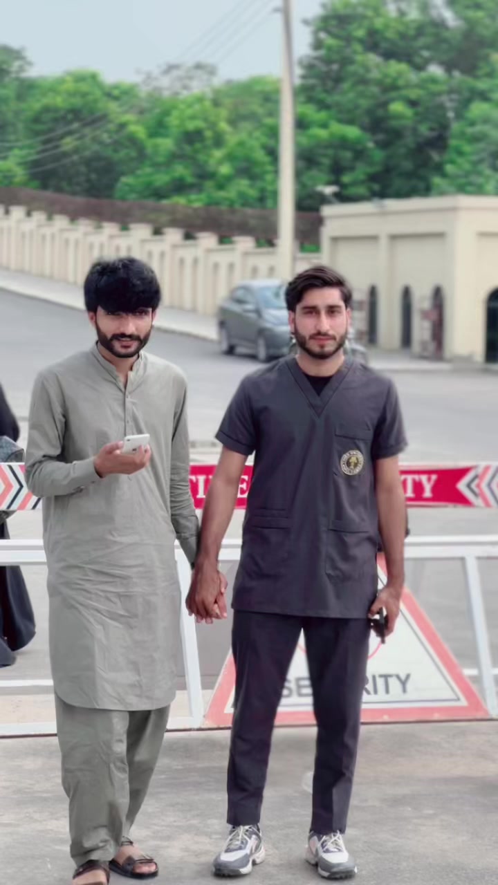 @رئیس خان سیال