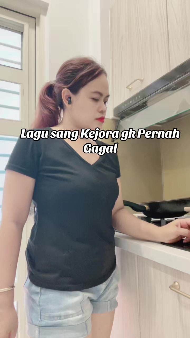 @Mom๐W3LLYN โ๏ธ ๐ฆ๐ฅ(A2B)