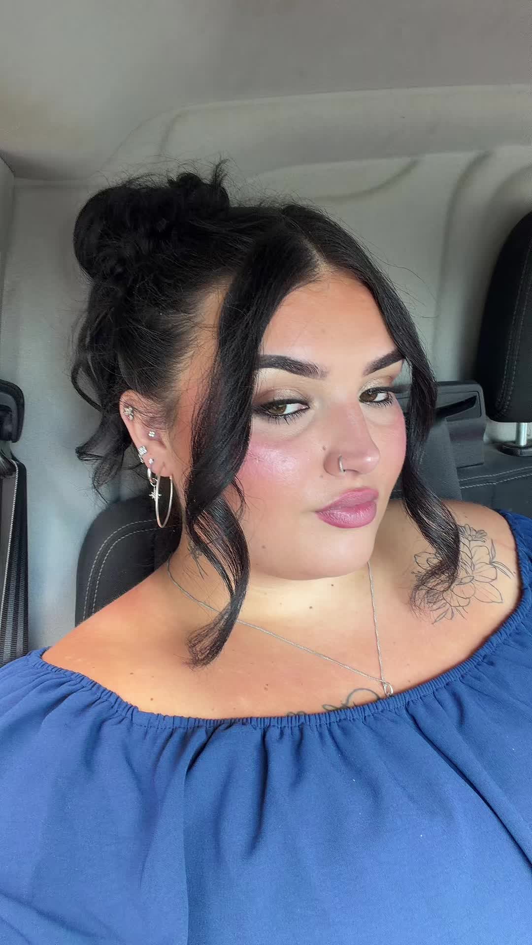@adroniki🖤