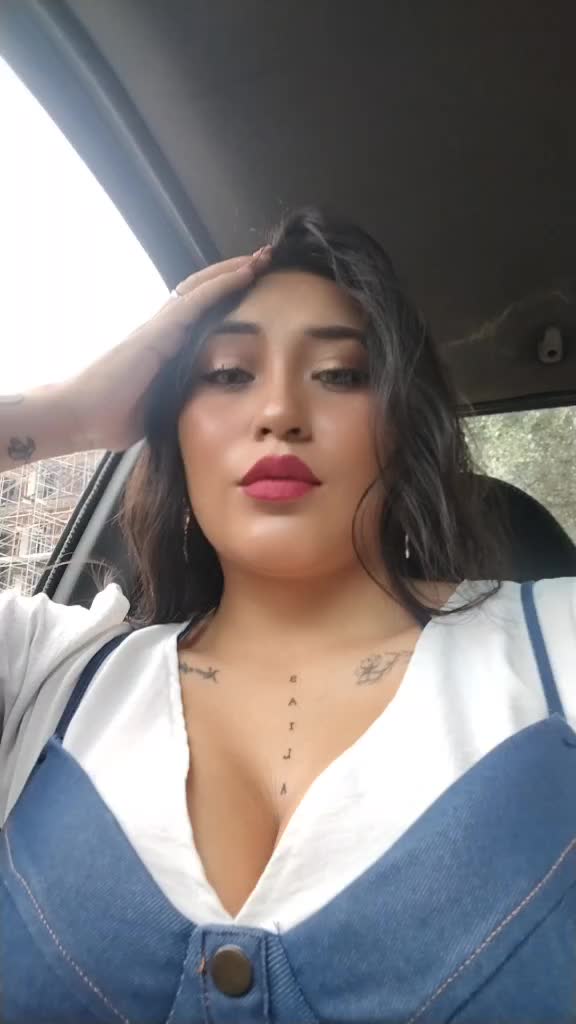 @Vanessa🦄