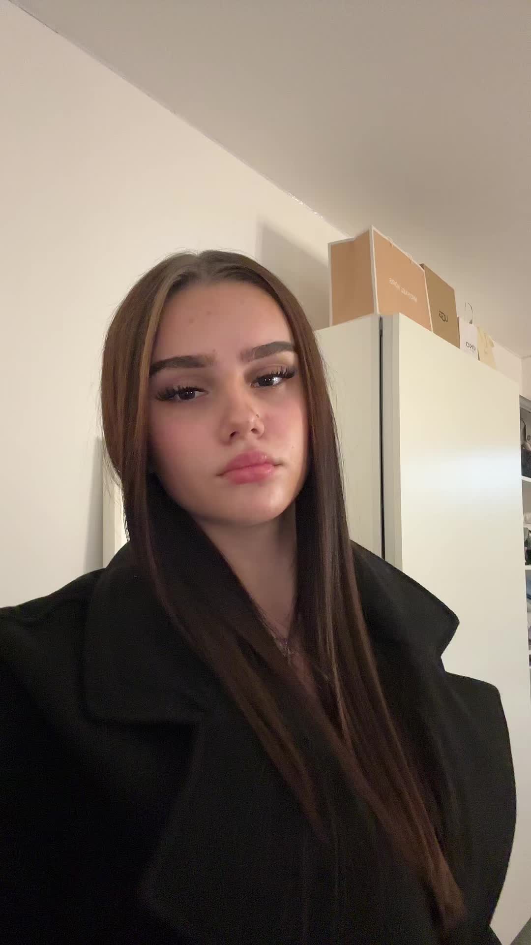@𝐖𝐡𝐨𝐬.𝐡𝐚𝐧𝐧𝐚𝐡