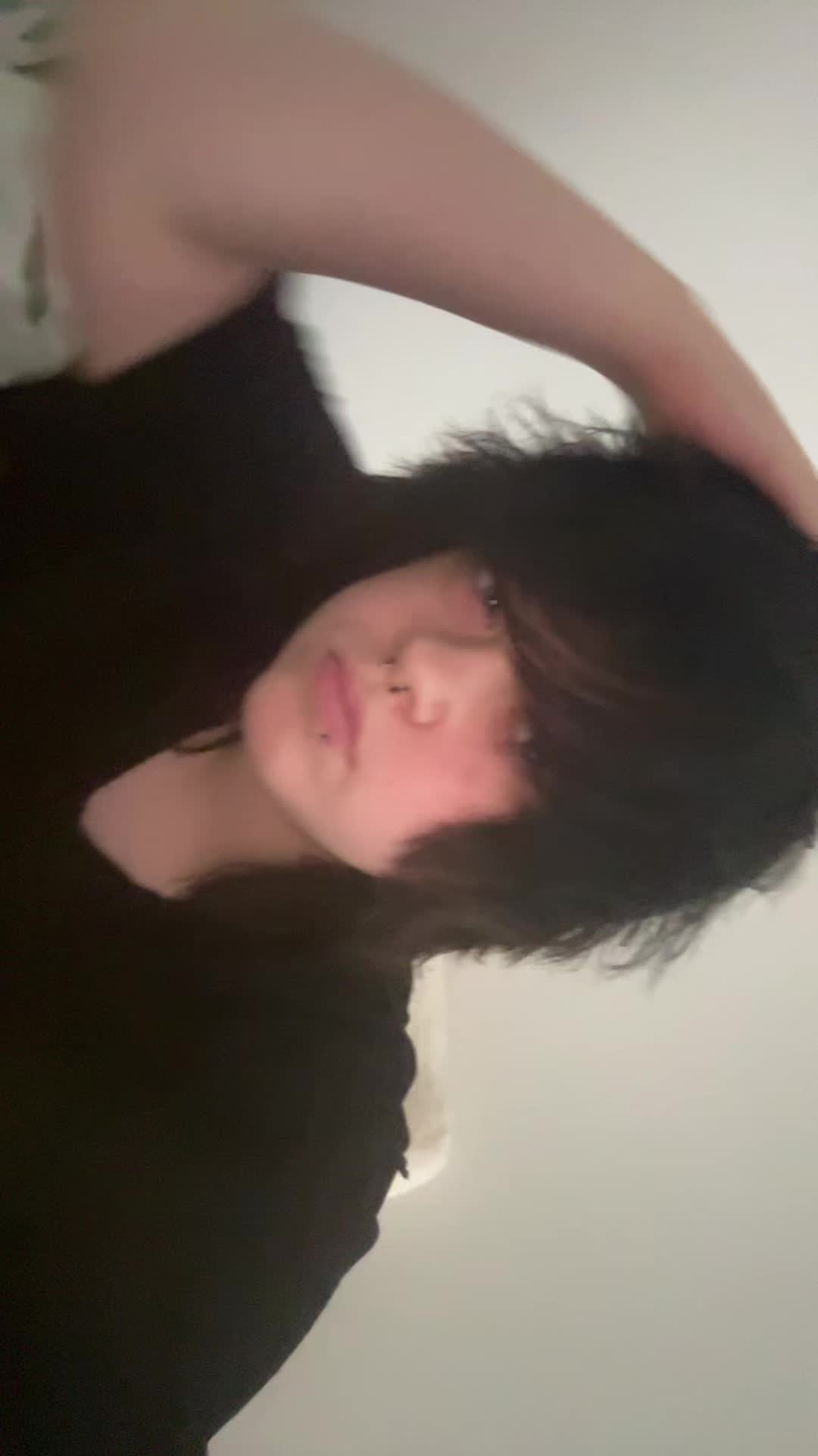 @๐ฐ๐๐๐๐ โ • โ