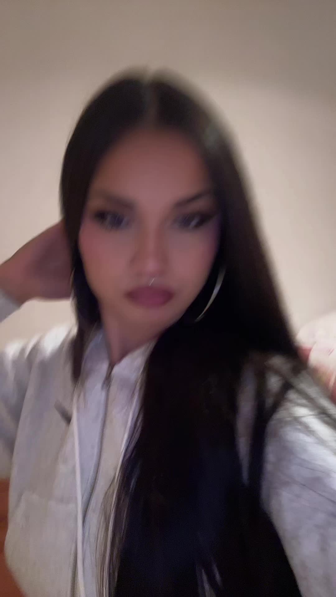 @𝕲𝕷𝕺𝕽𝕴𝕬👑