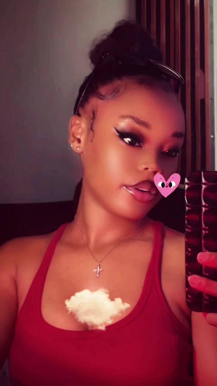 @user k&aelig;s__beauty