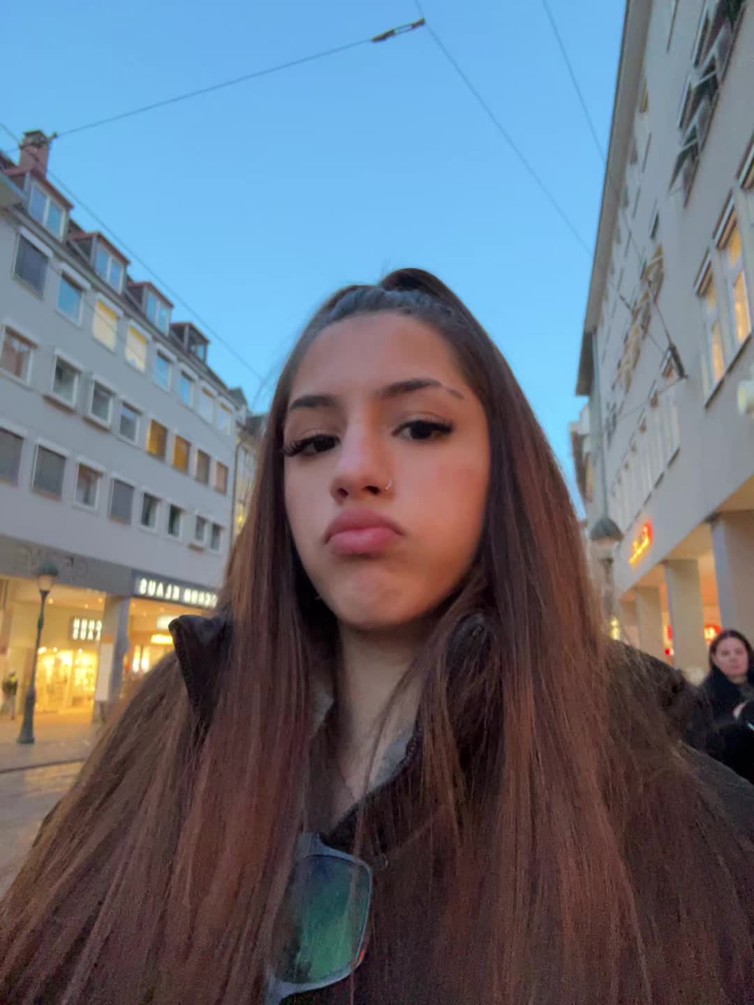 @💸