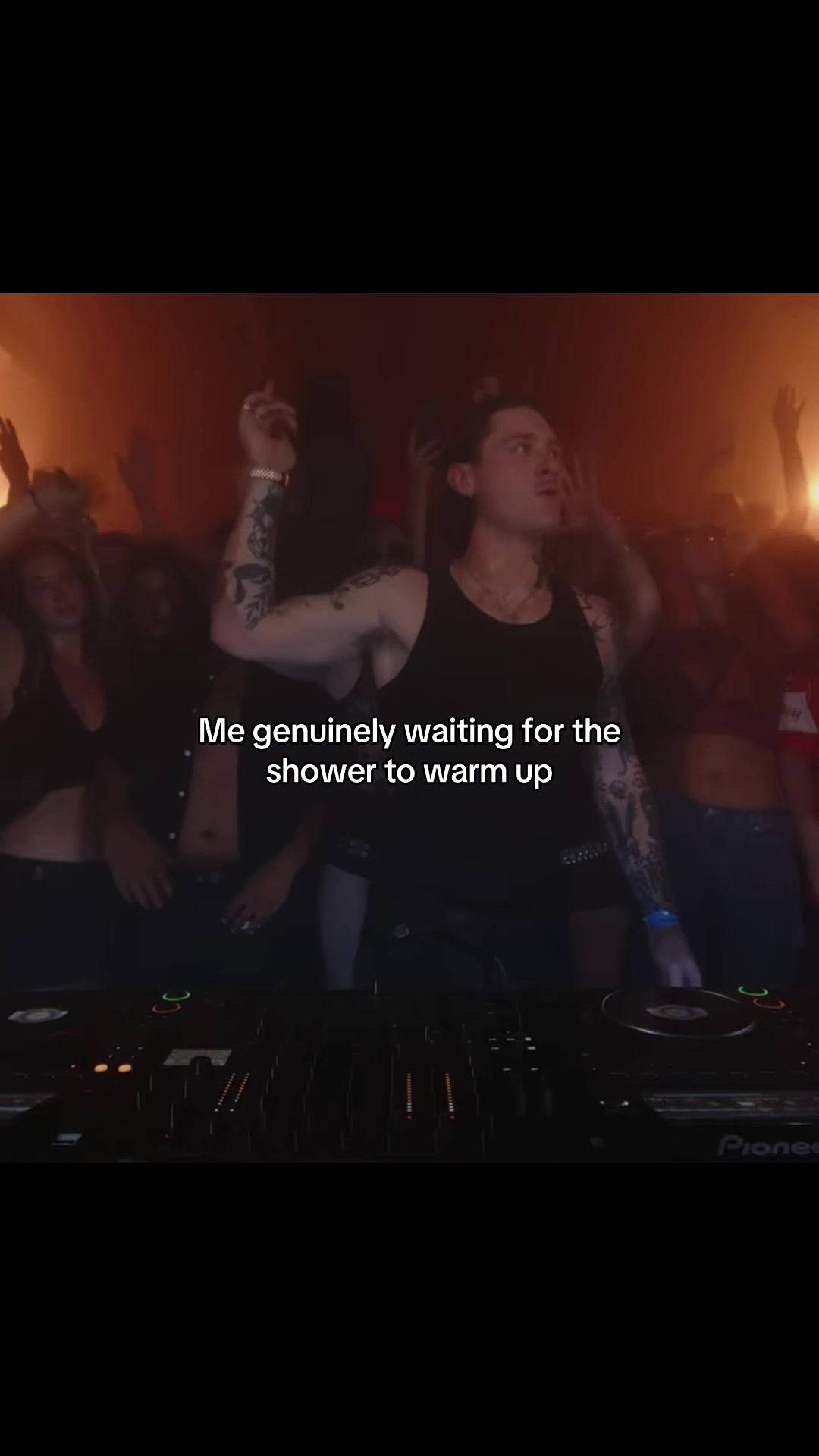 @Decks & Drops