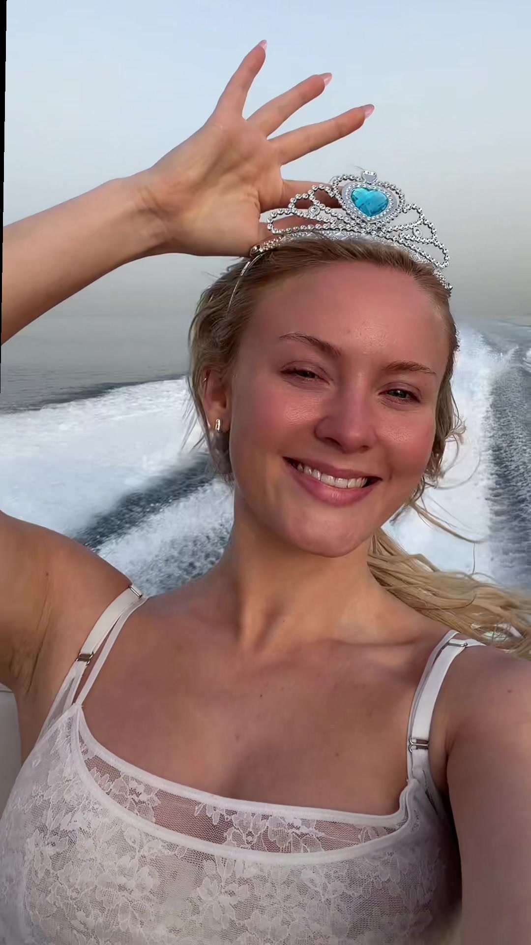 @Zara Larsson