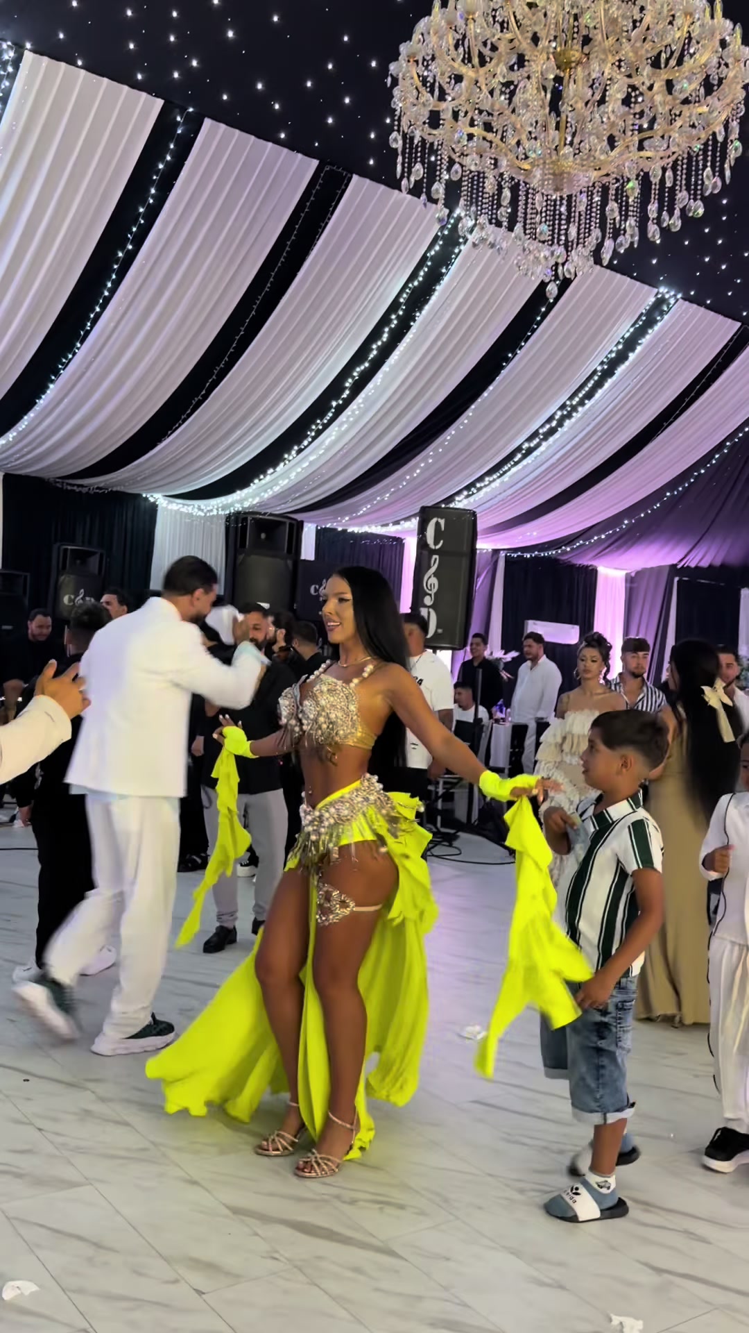@Ceremia26002_bellydancer