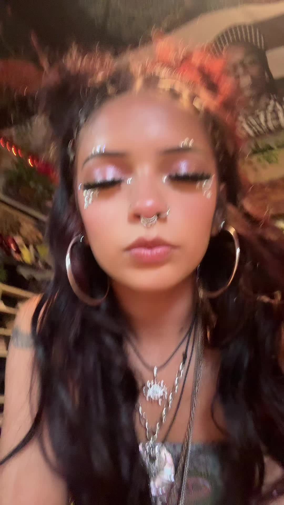 @𓋹