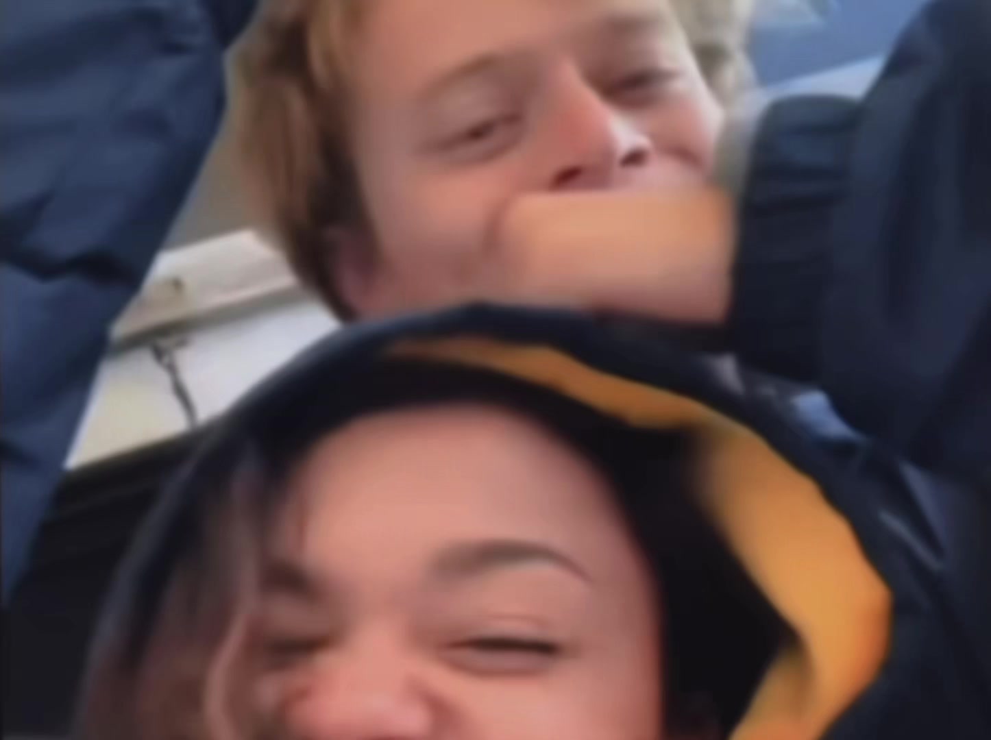 @Edits_brxot